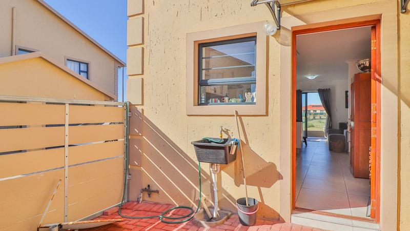 3 Bedroom Property for Sale in Heiderand Western Cape
